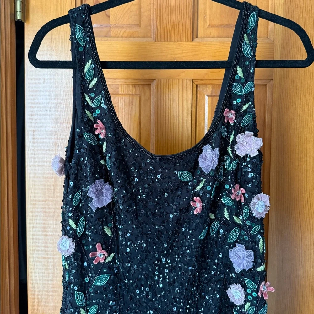 Mac Duggal Square-Neck Floral Beaded Maxi Dress - Picture 10 of 11